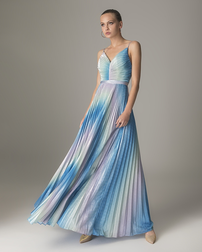 Long pleated cocktail dress with shining fabric