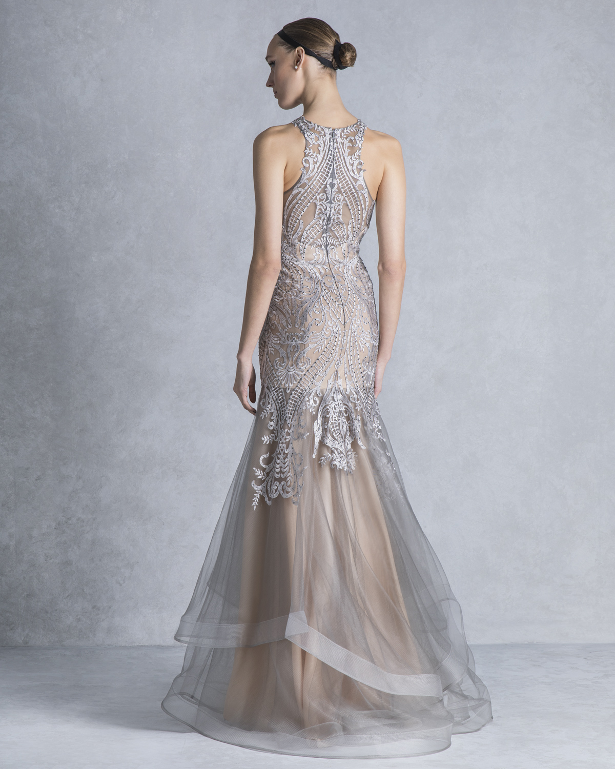 Evening Dresses / Long evening dress with tulle and lac