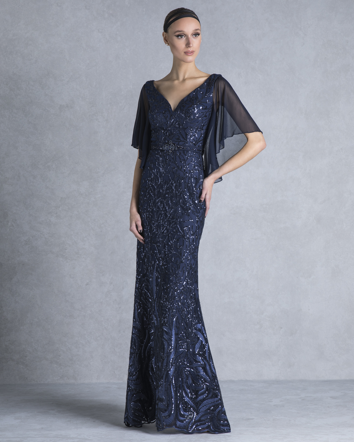 Evening Dresses / Long evening beading dress with sleeves and beaded lace